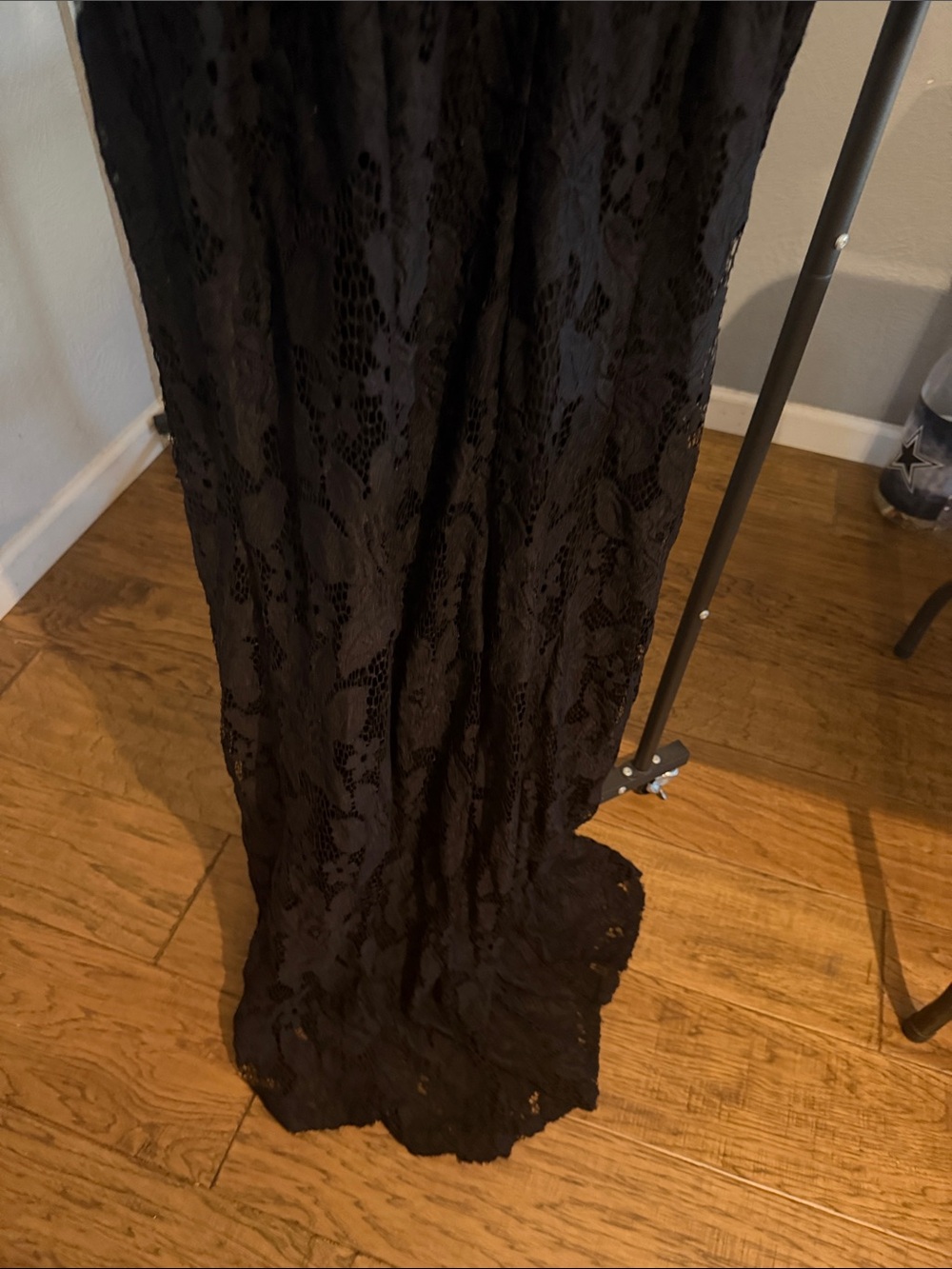 Adrianna Papell Black Lace Long Sleeve Gown - Picture 4 of 5